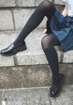 亚洲九九香蕉_720免费在线播放