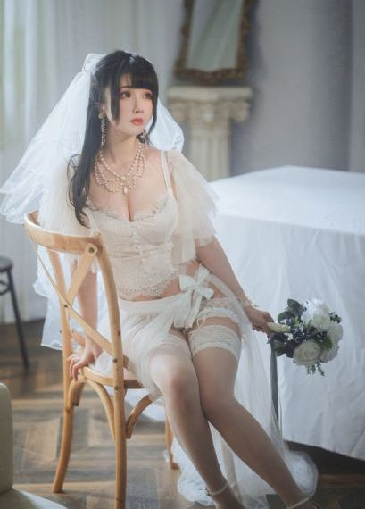 丝袜鞋交在线_720完整在线观看