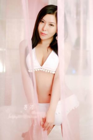 日韩一区二区三区不卡电影_HD完整在线观看