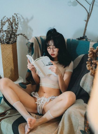 欧美一区二区激情综合_免费观看高清版