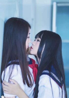 av丝袜美腿_720免费观看电视剧