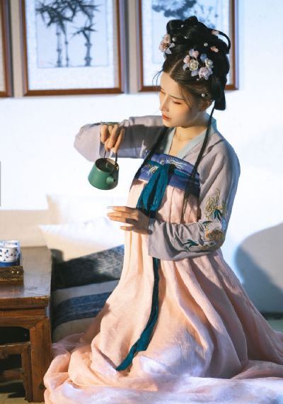 亚洲成av人片在线观看无码麻豆_蓝光完整在线观看