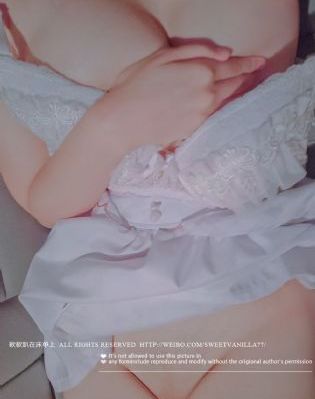 体验巨乳白嫩美女的服务AV_高清全集免费观看